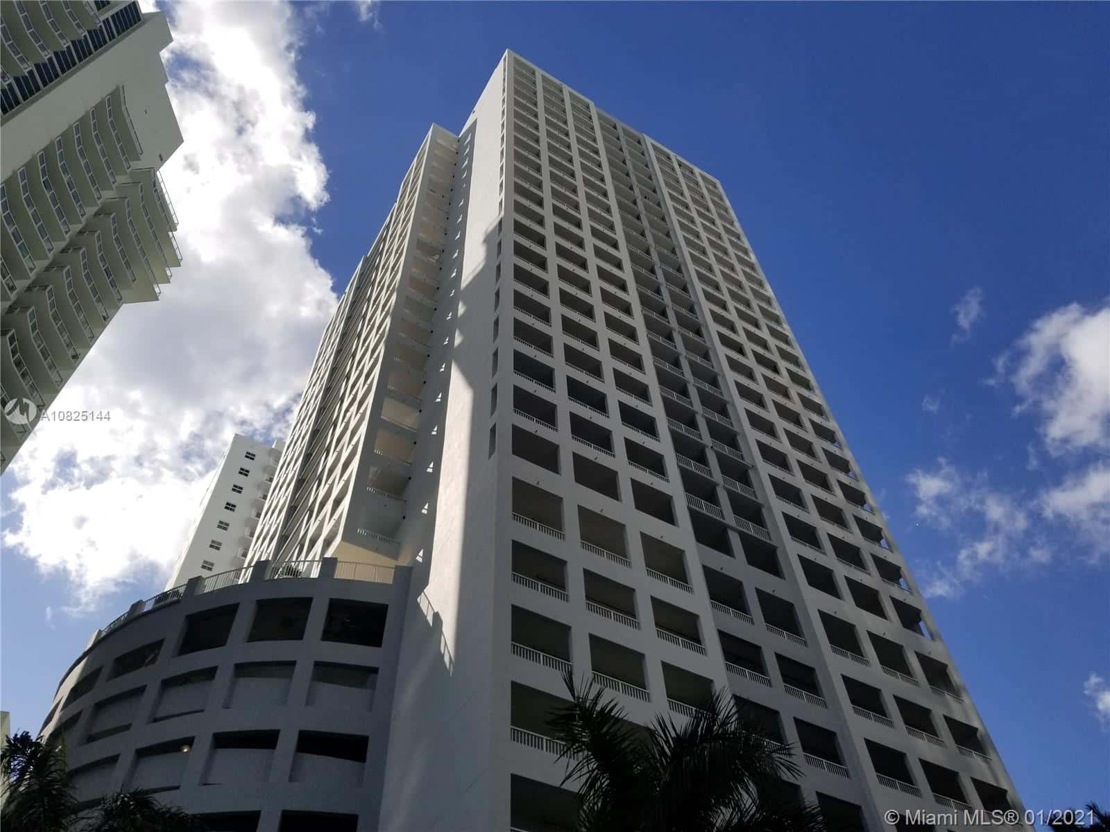 170 SE 14th St # 1507, Miami FL 33131