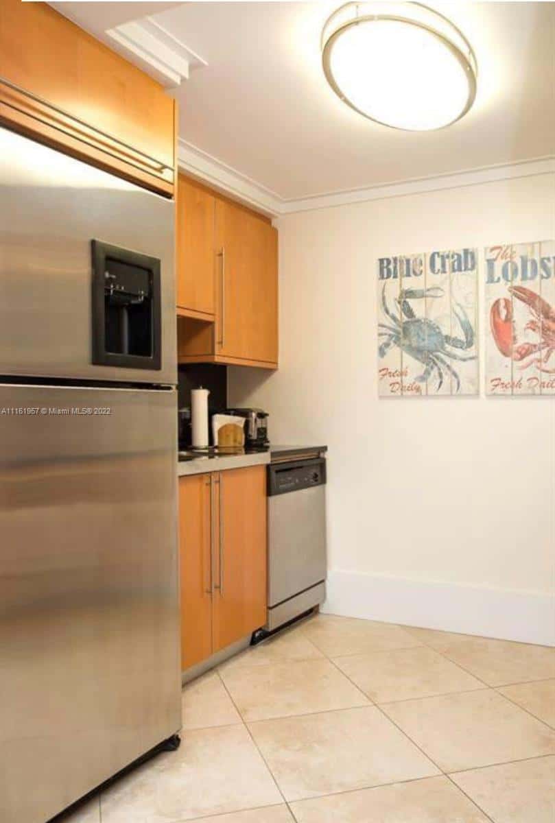 6365 Collins Ave # 2409, Miami Beach FL 33141