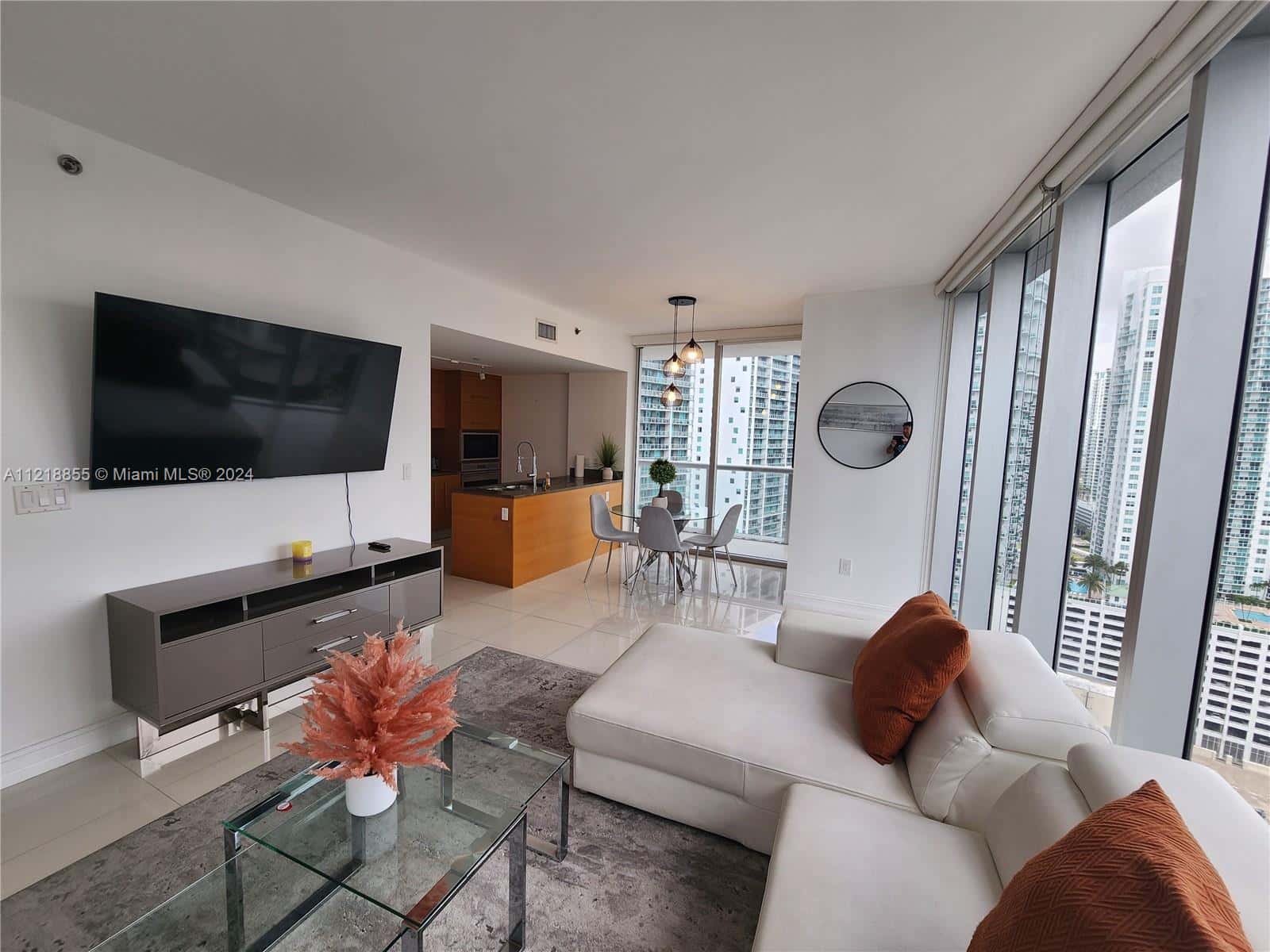 485 Brickell Ave # 2504, Miami FL 33131