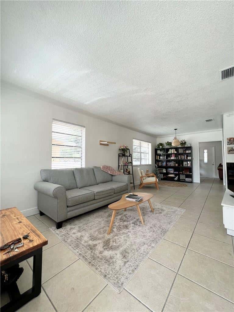 225 E 41st Street, Hialeah FL 33013