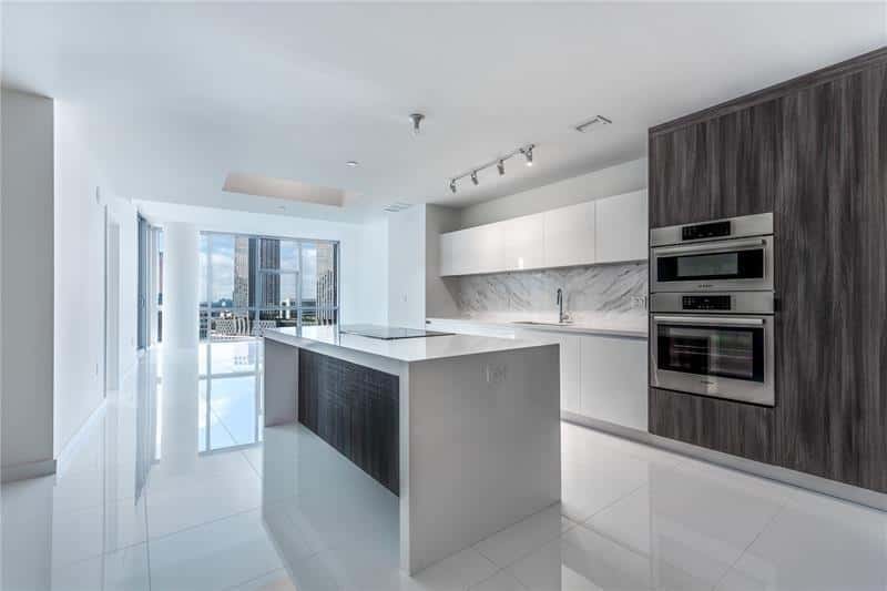 851 NE 1st Avenue # 1912, Miami FL 33132