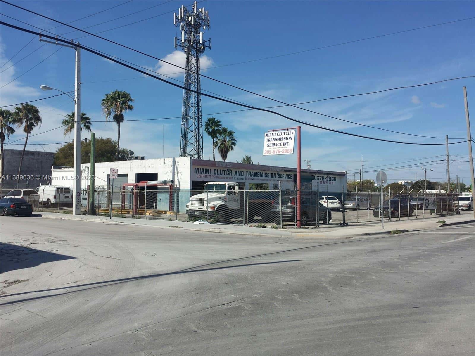60 NW 20th St, Miami FL 33127