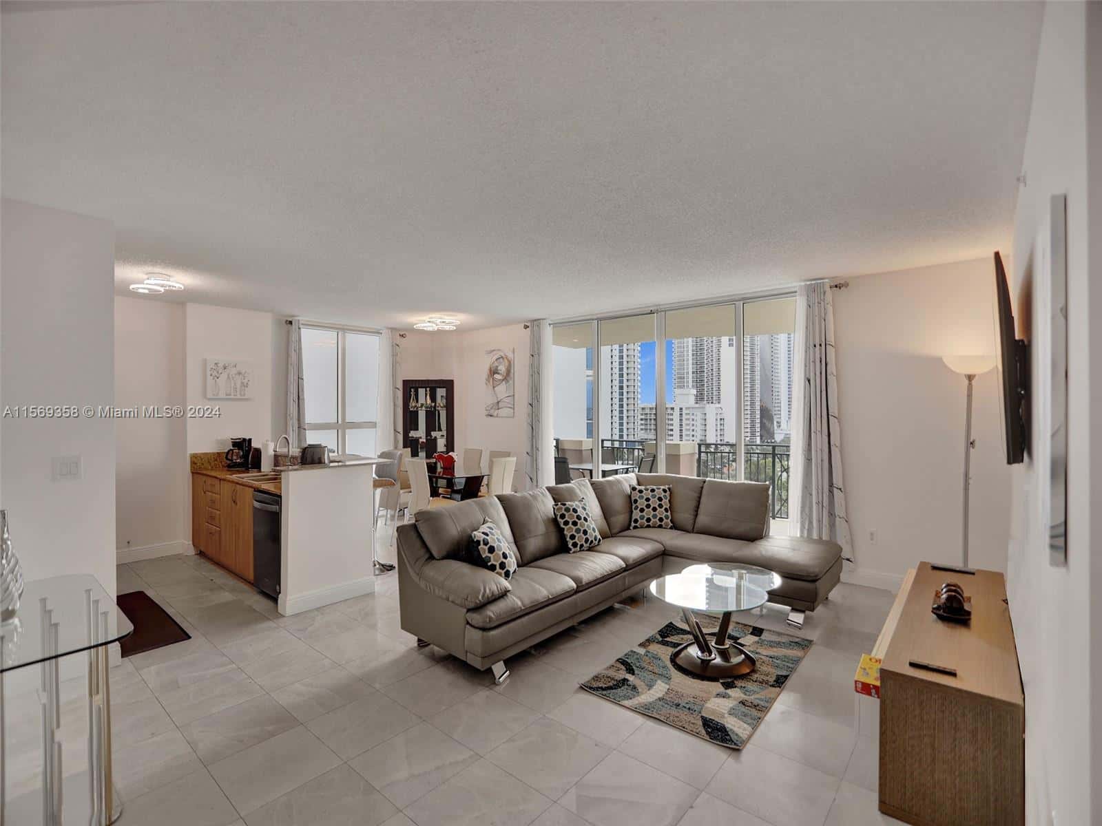 17555 Atlantic Blvd # 1101, Sunny Isles Beach FL 33160