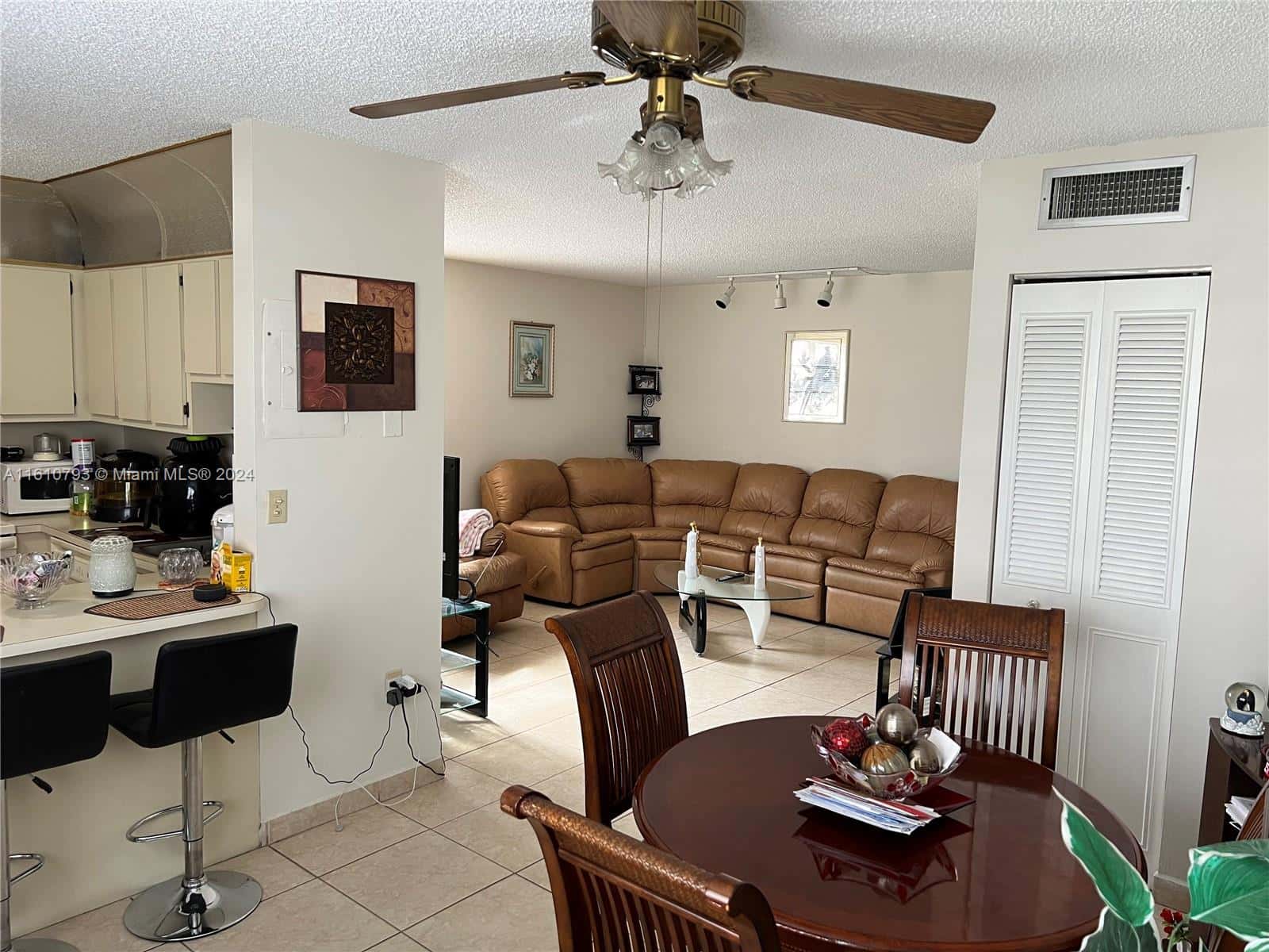 325 NW 72Av # 206, Unincorporated Dade County FL 33126