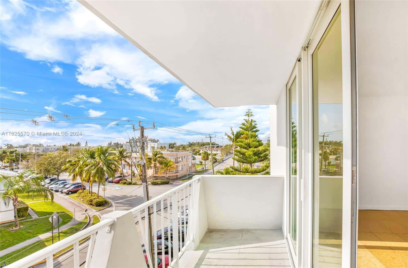 7133 Bay Dr # 401, Miami Beach FL 33141