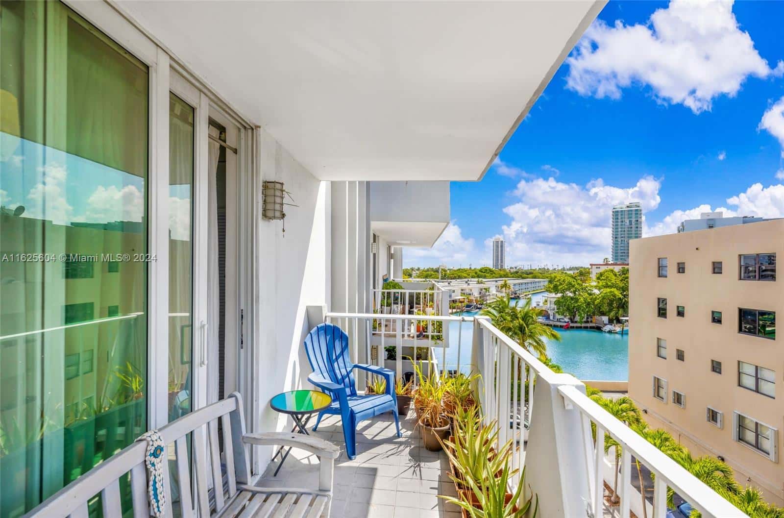7133 Bay Dr # 503, Miami Beach FL 33141