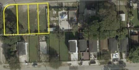 2994 NW 46th St, Miami FL 33142