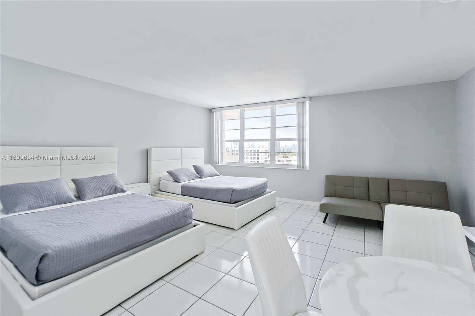 100 Lincoln Rd # 1016, Miami Beach FL 33139