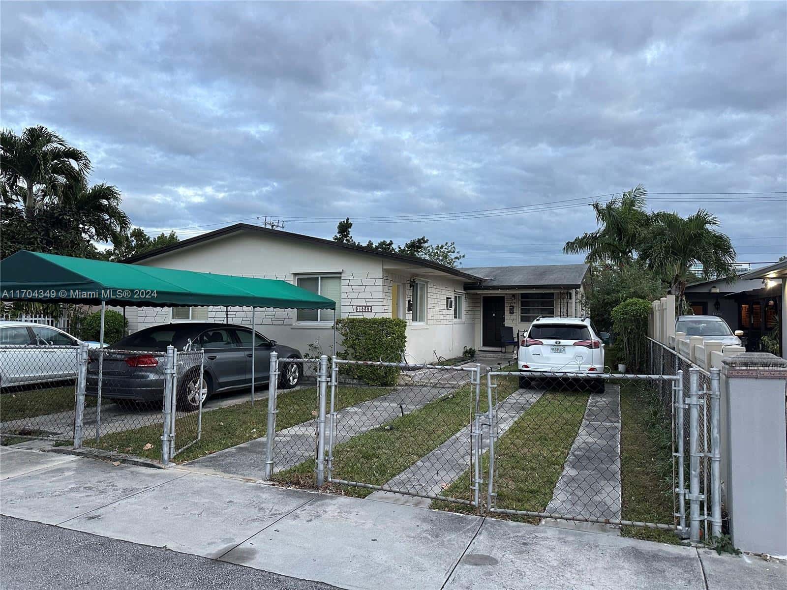 1838 NW 18th St, Miami FL 33125