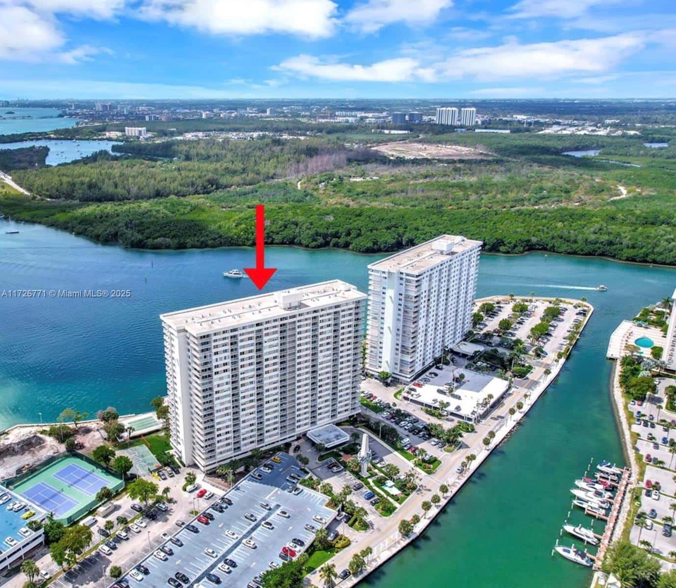 300 Bayview Dr # 402, Sunny Isles Beach FL 33160