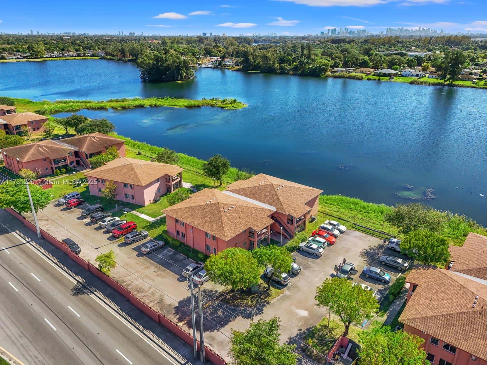 2020 NW 119th St # 1122, Miami FL 33167
