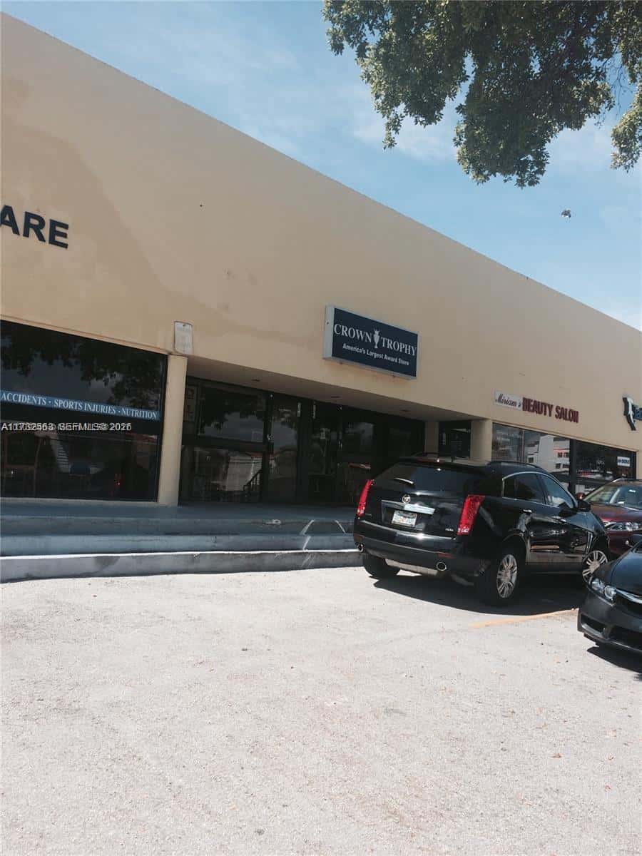 1948 NE 123rd St # 105, North Miami FL 33181