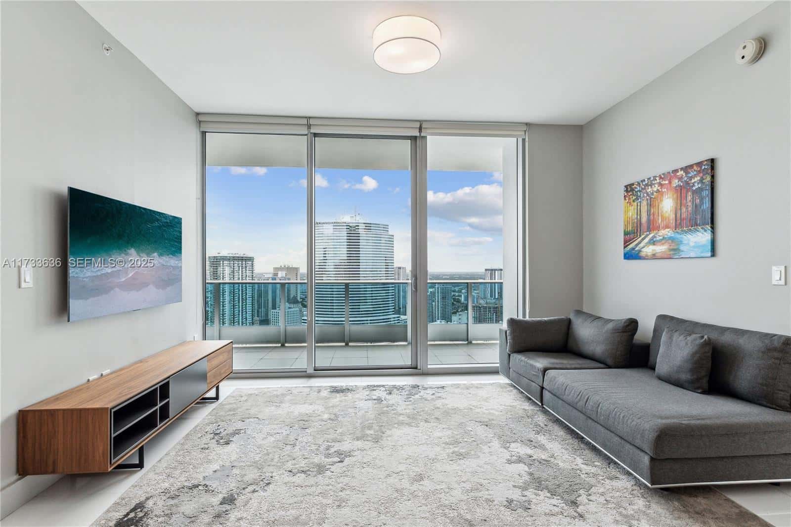 200 Biscayne Boulevard Way # 4912, Miami FL 33131