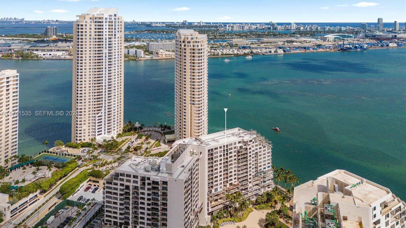 540 Brickell Key Dr # 1519, Miami FL 33131