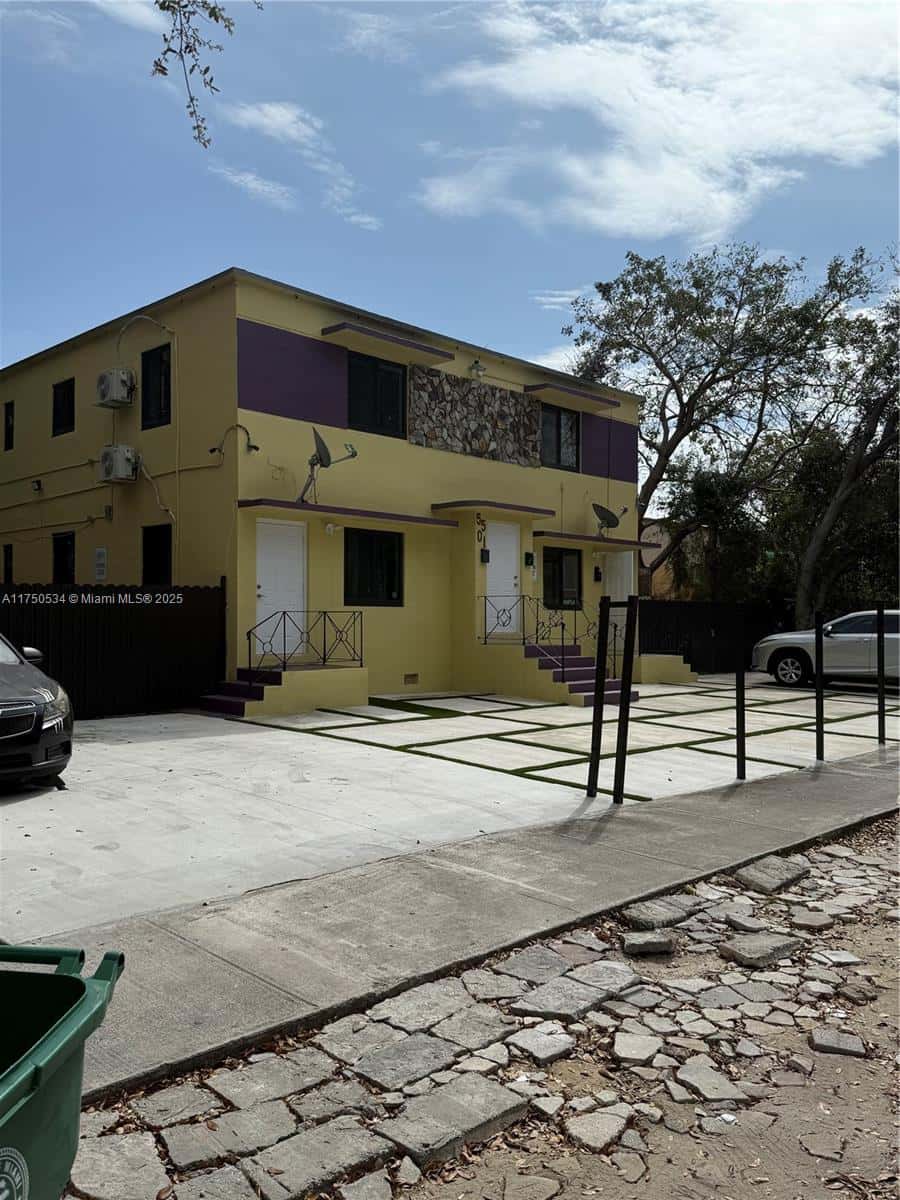 5501 NW Miami Ct, Miami FL 33127