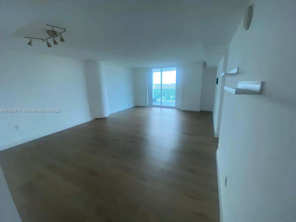 2101 Brickell Ave # 1401, Miami FL 33129
