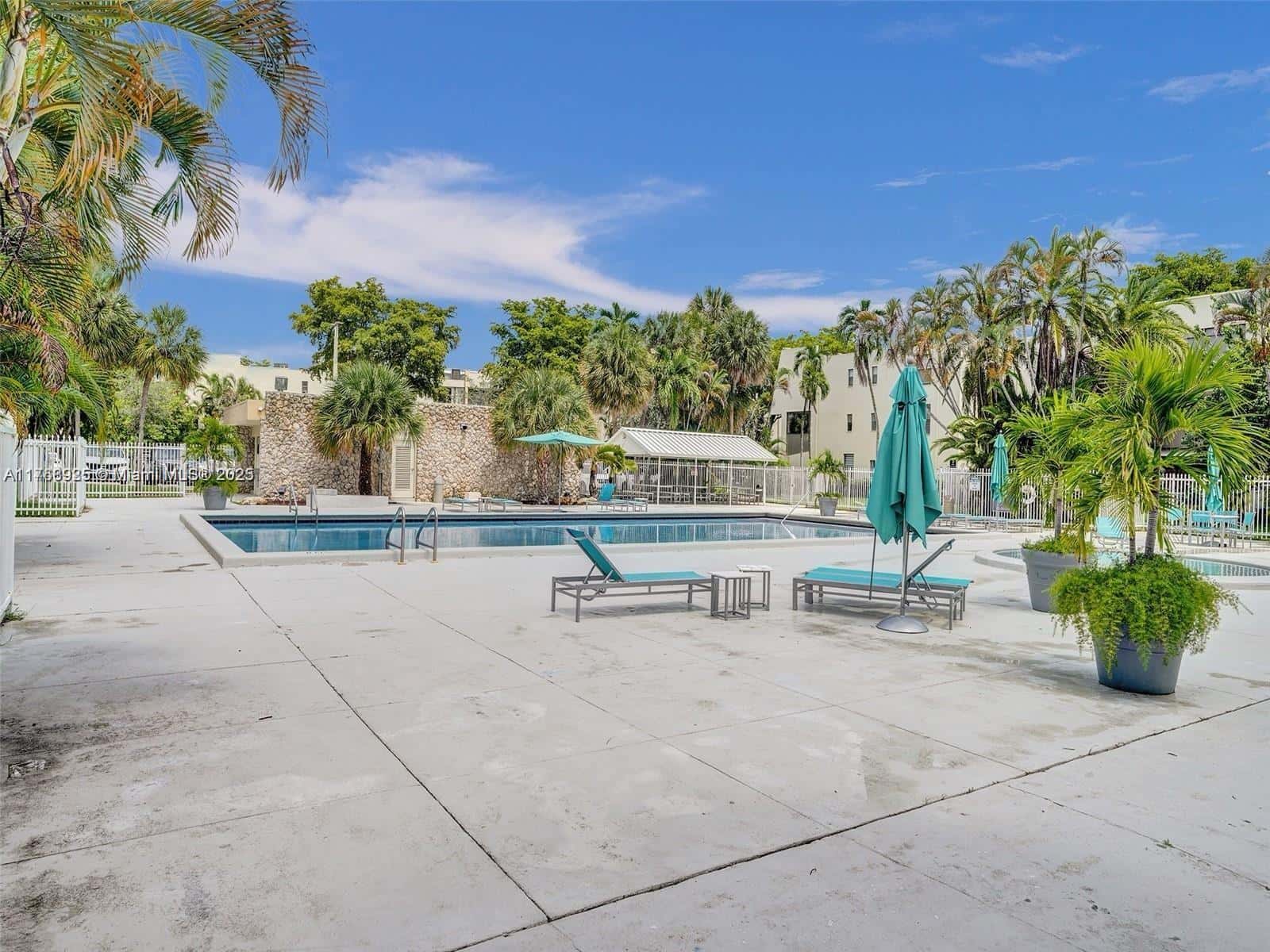 20301 NE 30th Ave # 5, Aventura FL 33180