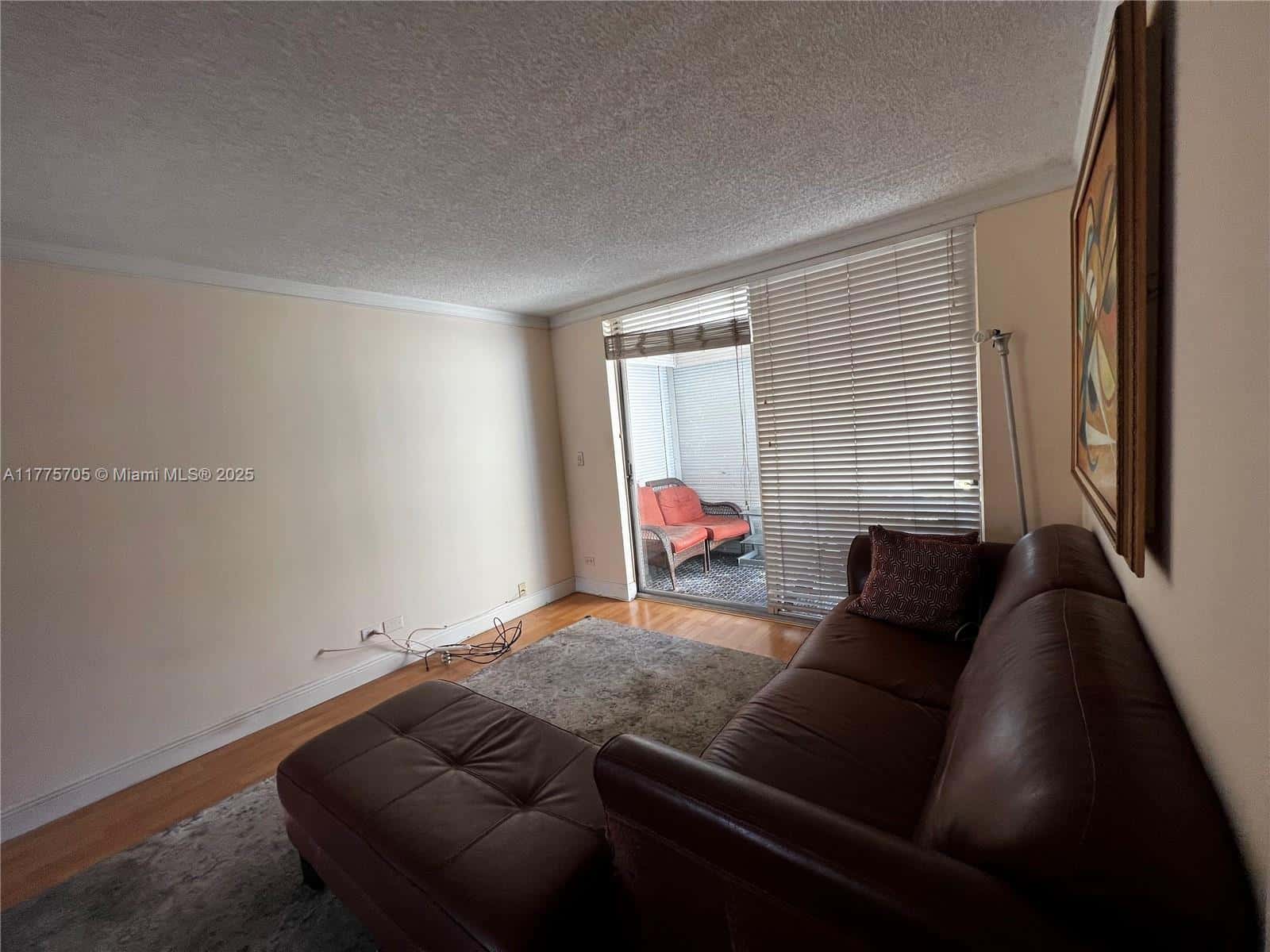 447 NE 195th St # 309, Miami FL 33179