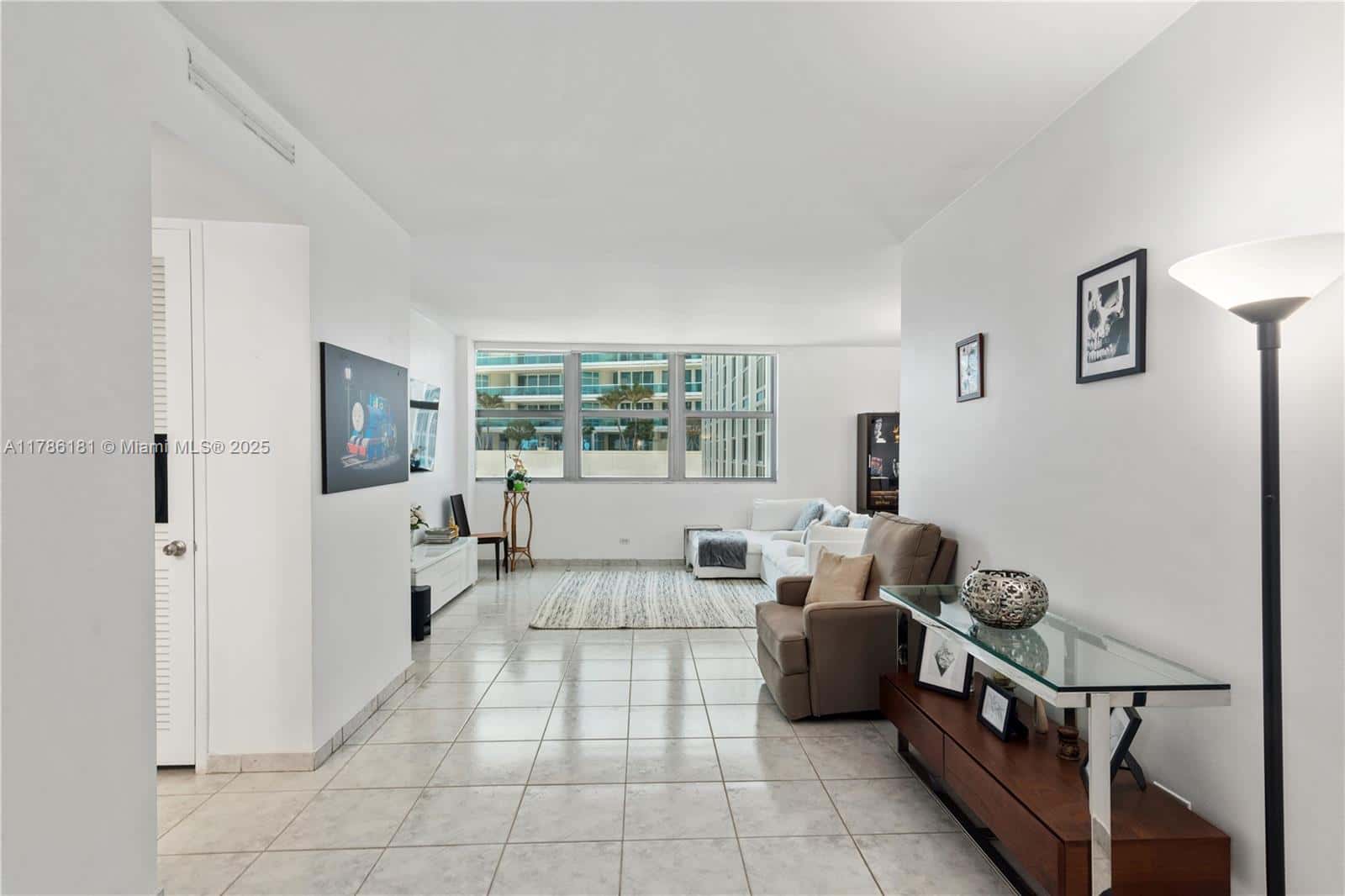 5055 Collins Ave # 5F, Miami Beach FL 33140