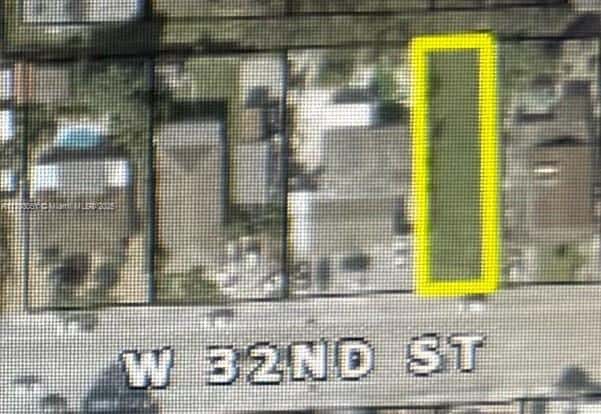 137 W 32 ST, Hialeah FL 33012