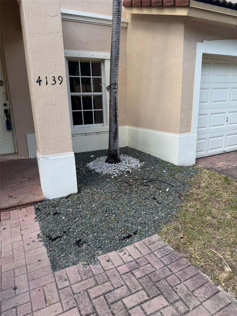 4139 NE 26th St, Homestead FL 33033
