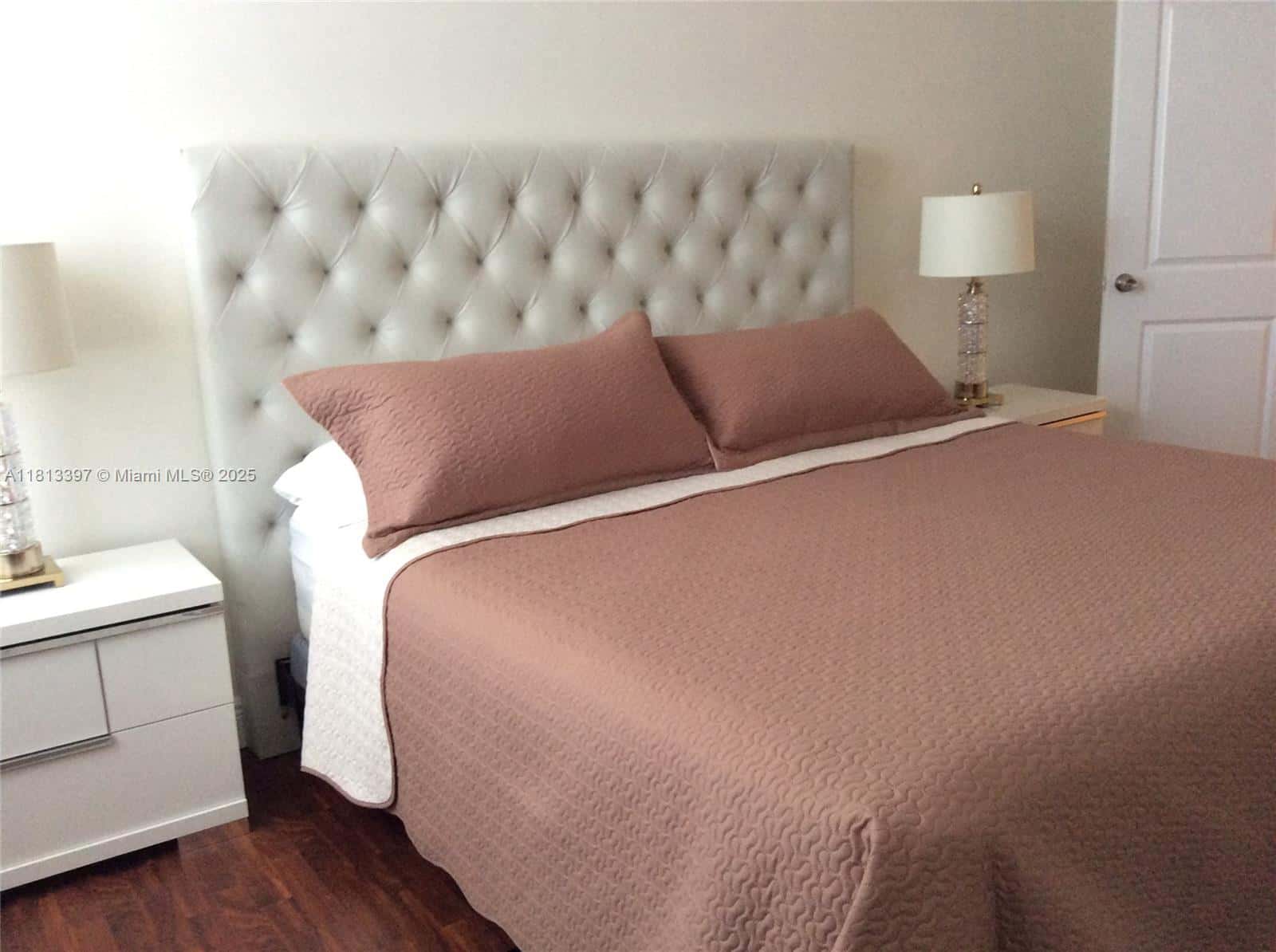 100 Lincoln Rd # 1214, Miami Beach FL 33139