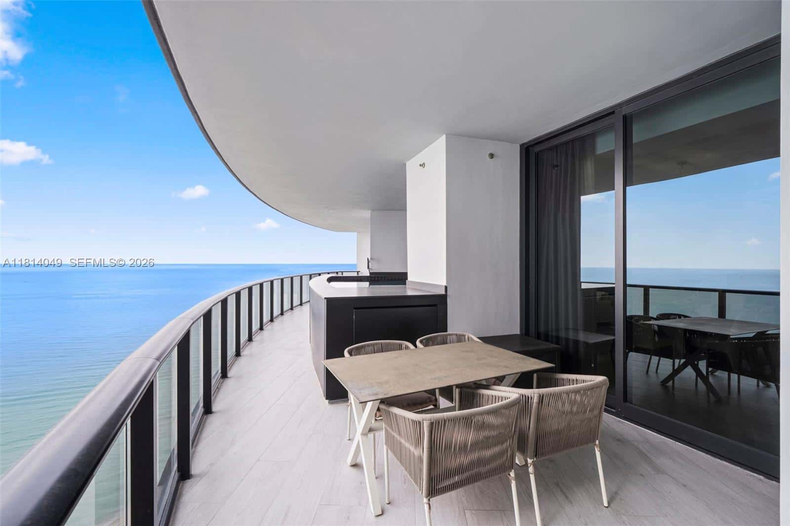 18555 Collins Ave # 2105, Sunny Isles Beach FL 33160