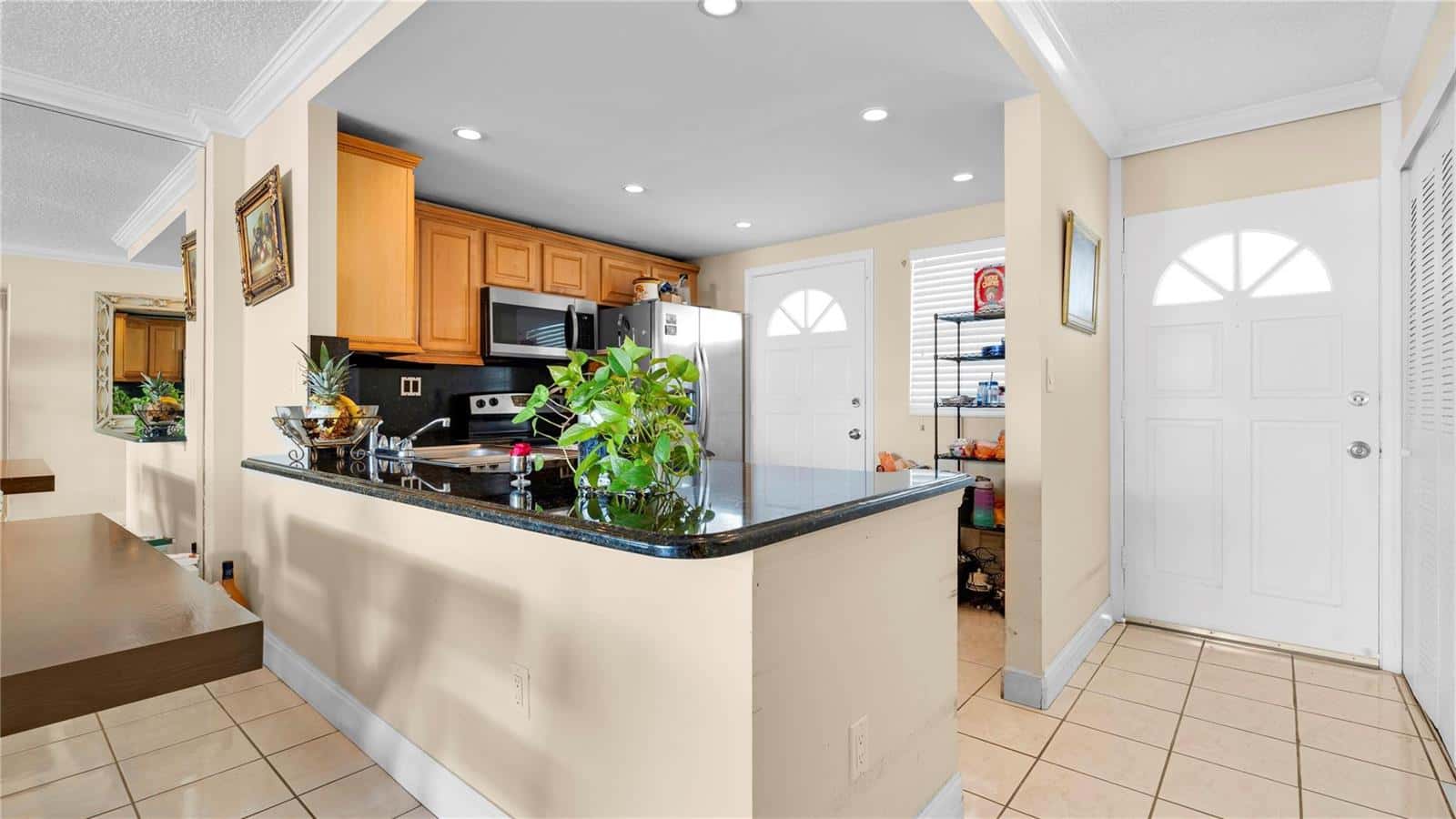 3725 NE 169th Street # 207, North Miami Beach FL 33160