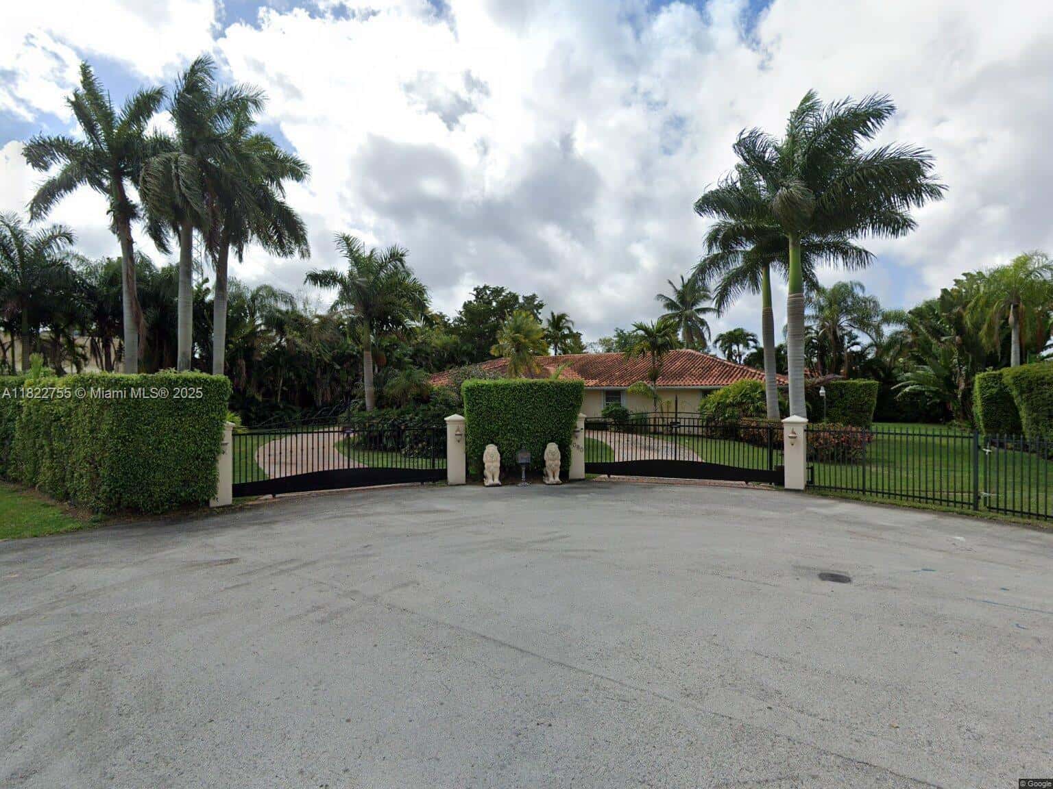 7080 SW 98th Ave, Miami FL 33173