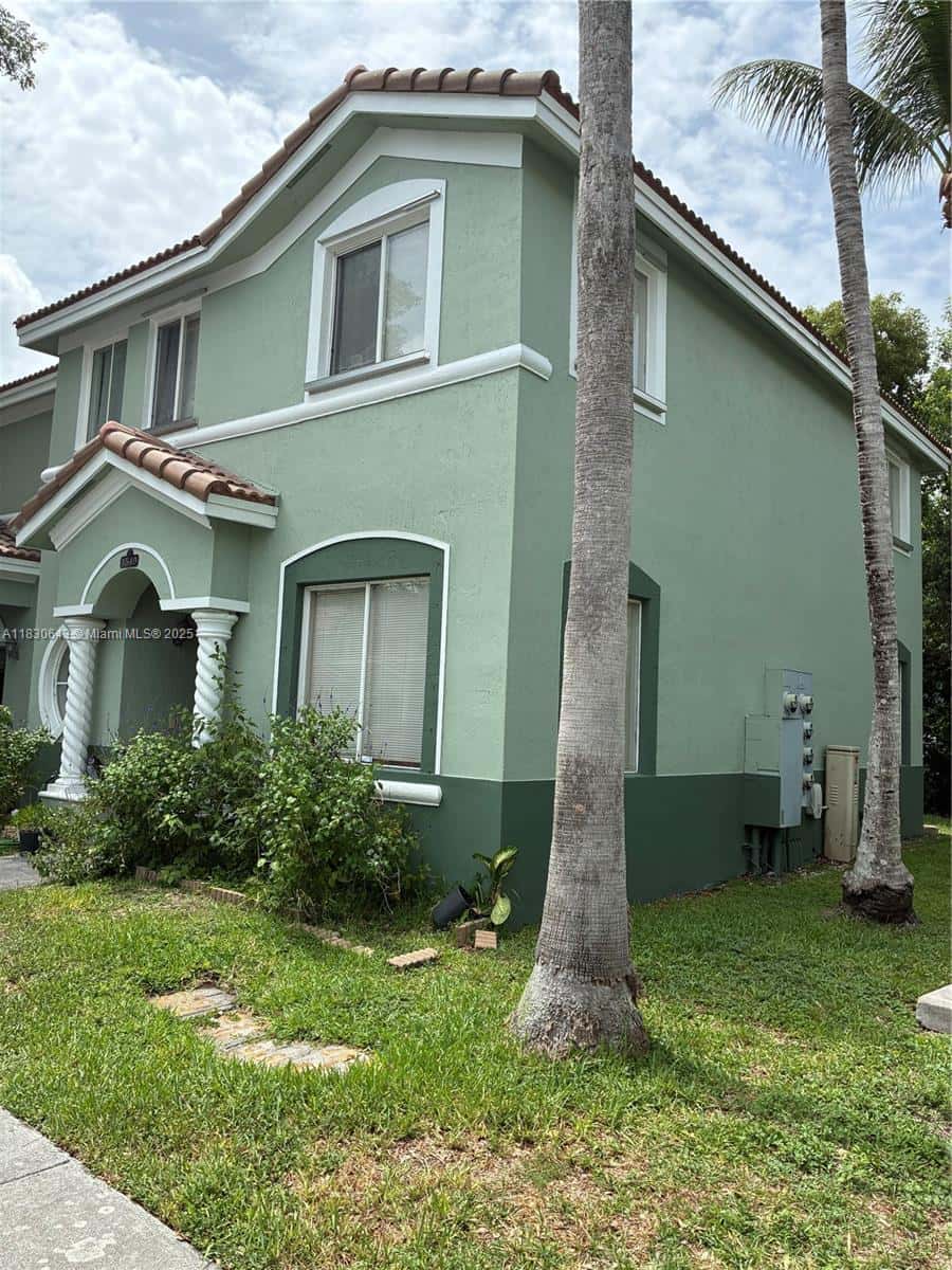 1549 SE 24th Ct # 225, Homestead FL 33035