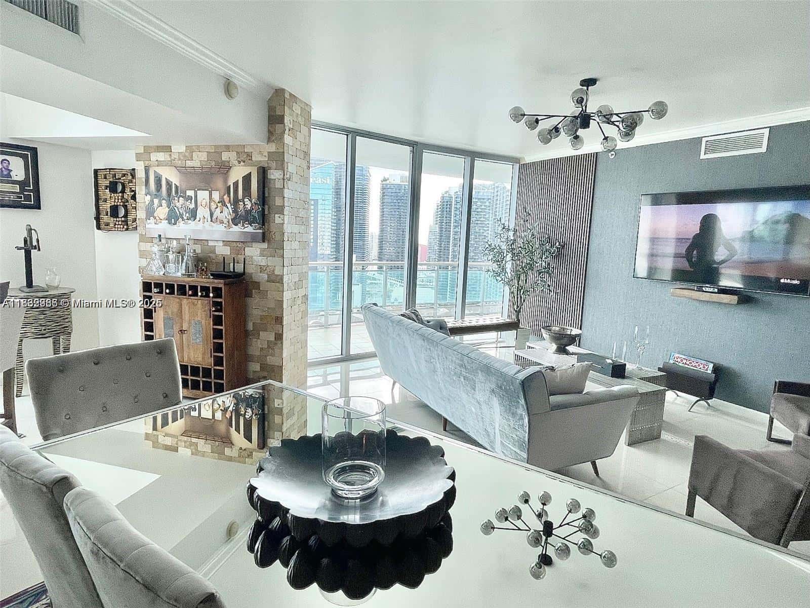 350 S Miami Ave # 3602, Miami FL 33130