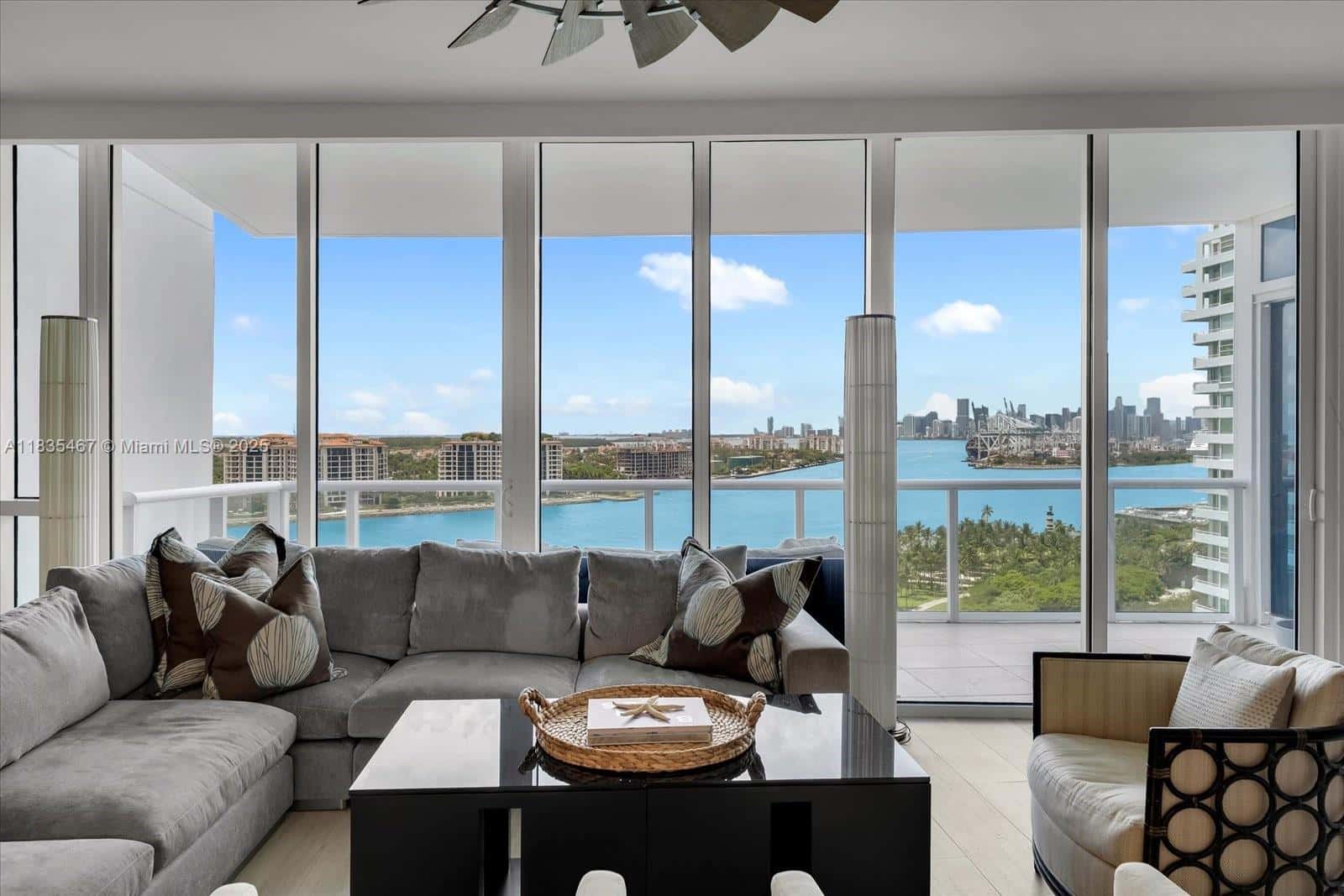 100 S Pointe Dr # 1502, Miami Beach FL 33139