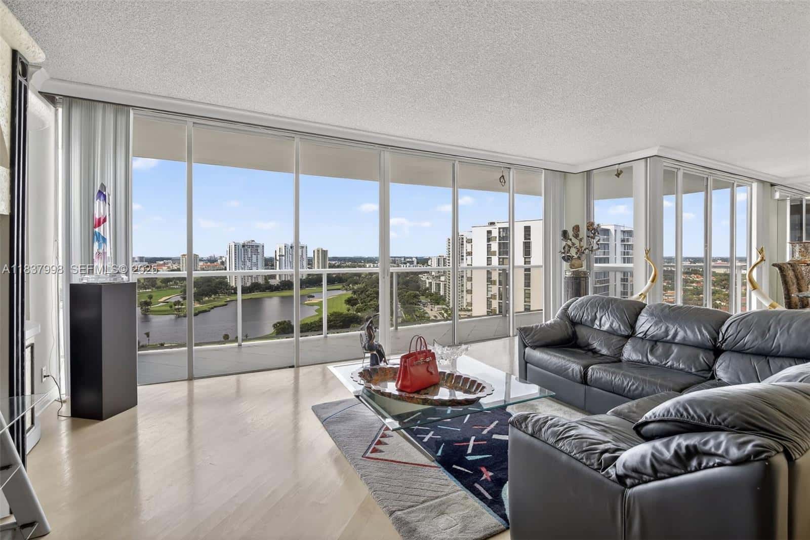 20281 E Country Club Dr # 1801, Aventura FL 33180