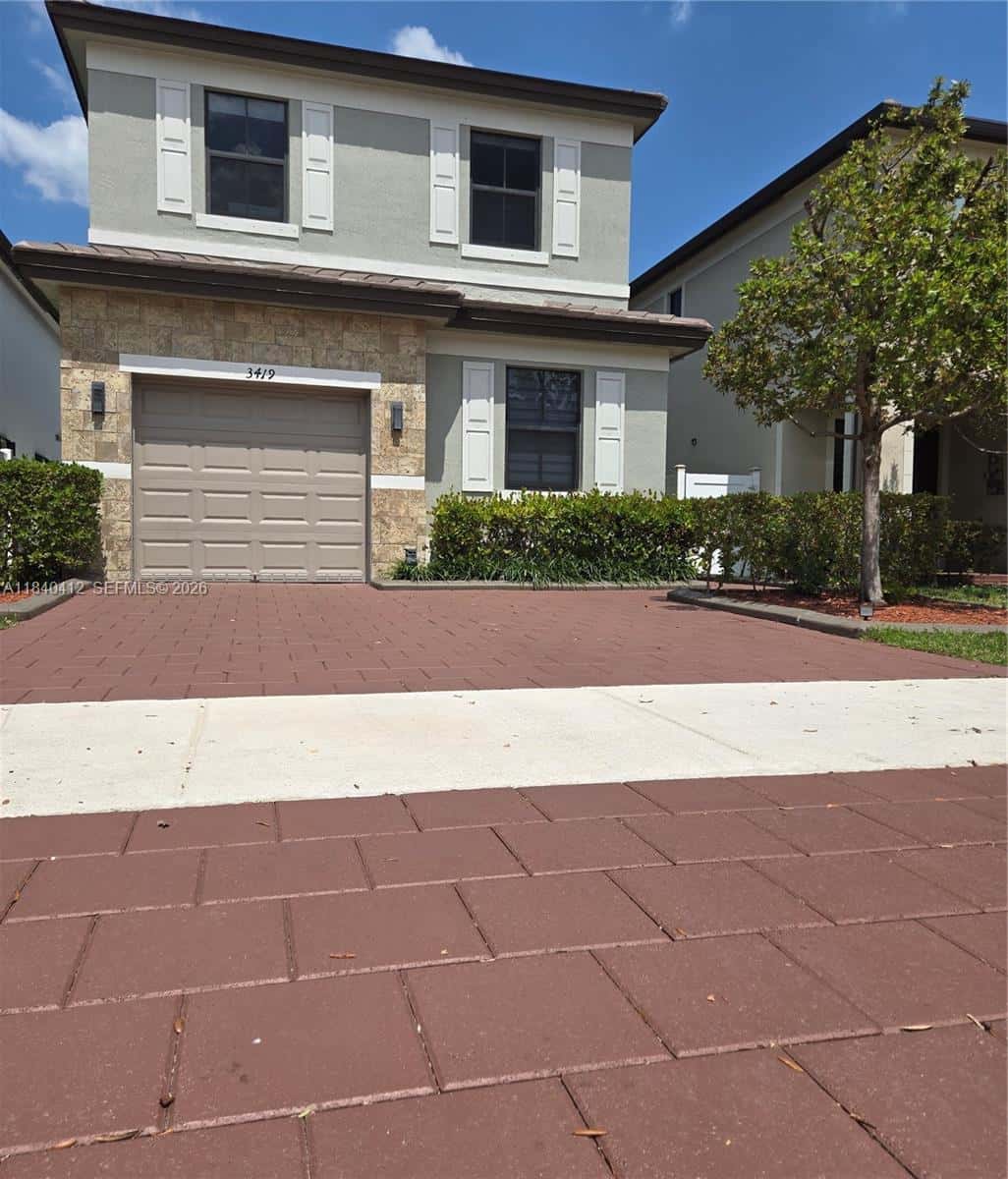 3419 W 109th Pl, Hialeah FL 33018