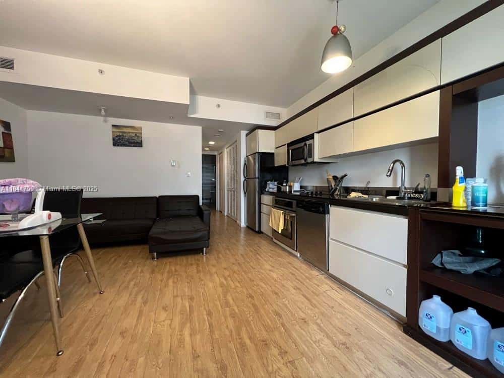 435 21st St # 116, Miami Beach FL 33139