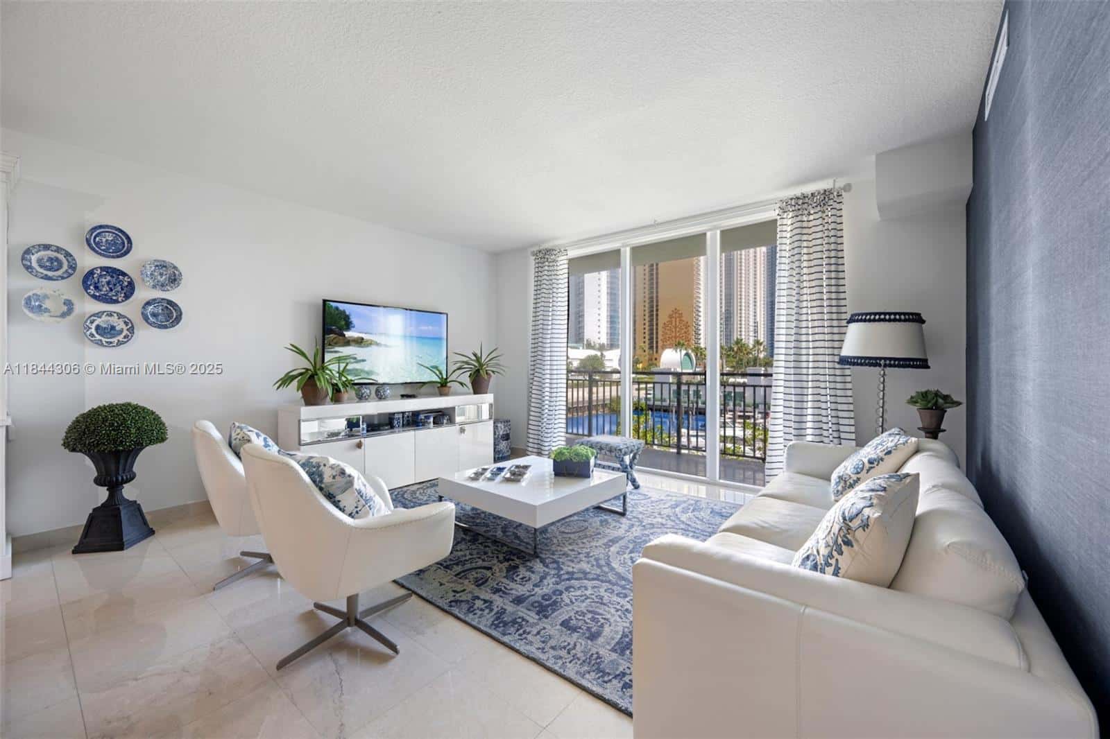 150 Sunny Isles Blvd, Sunny Isles Beach FL 33160