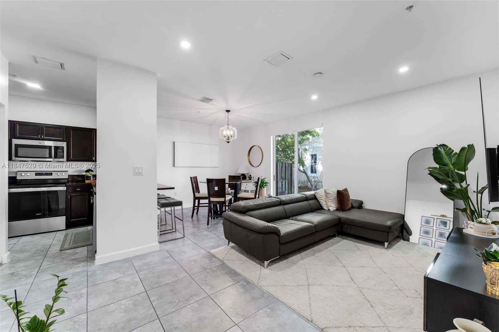 134 SE 28th Ter # 10, Homestead FL 33033