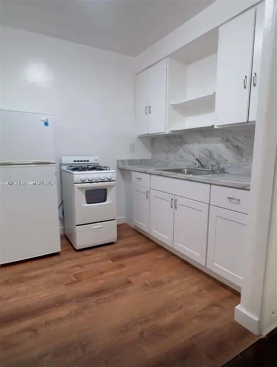 1611 Pennsylvania # 12A, Miami Beach FL 33139
