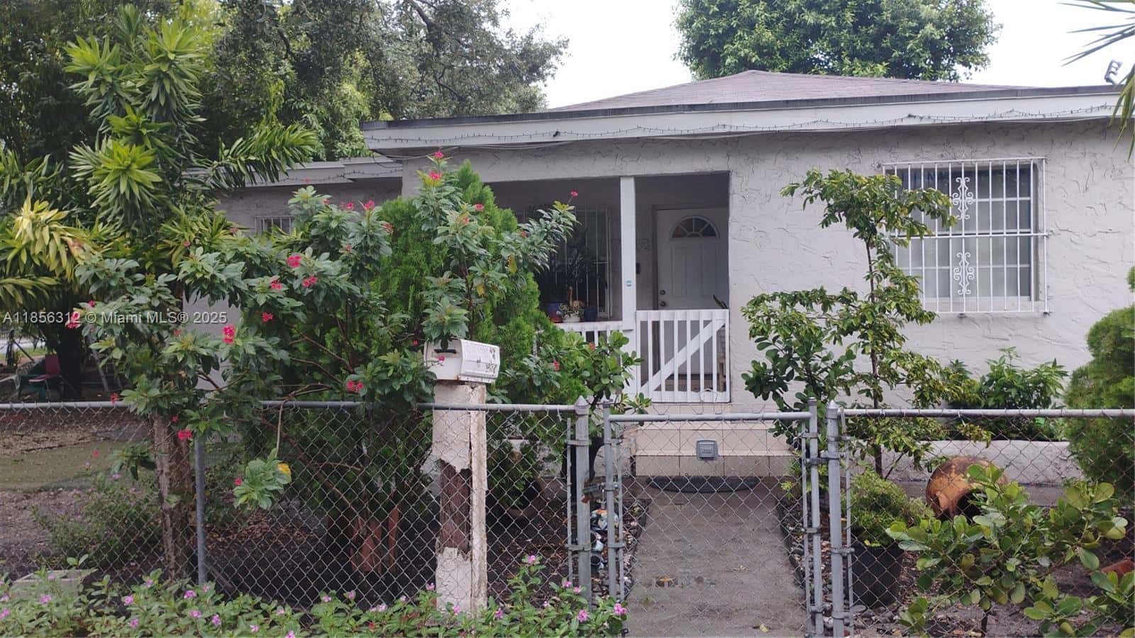 7312 NW 17th Ct, Miami FL 33147