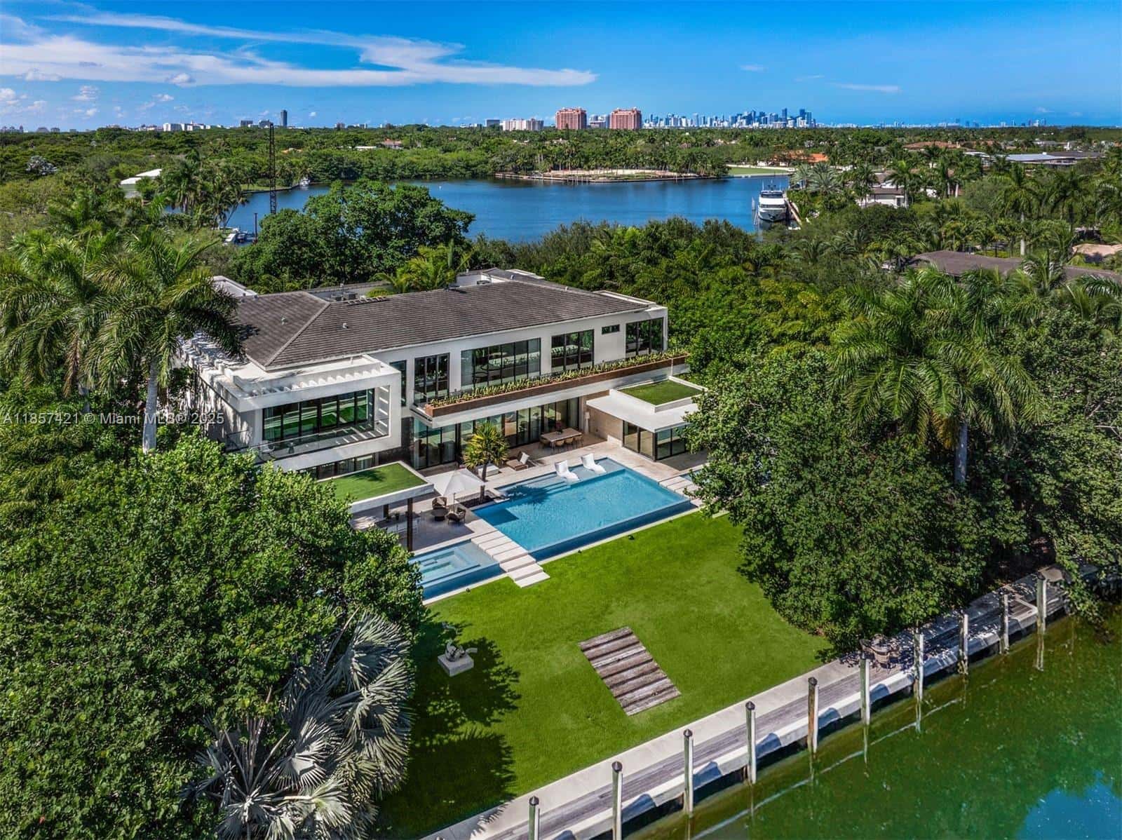 540 Leucadendra Dr, Coral Gables FL 33156