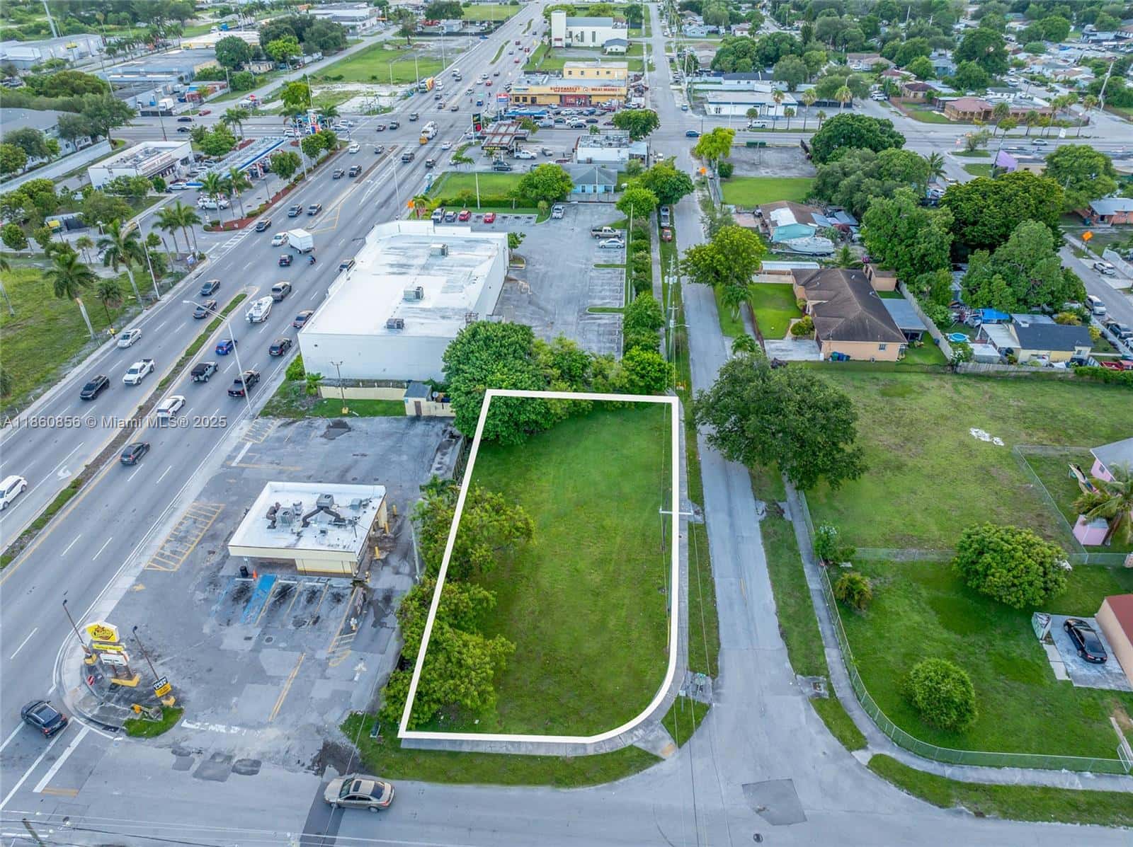 21 ave, Miami FL 33147