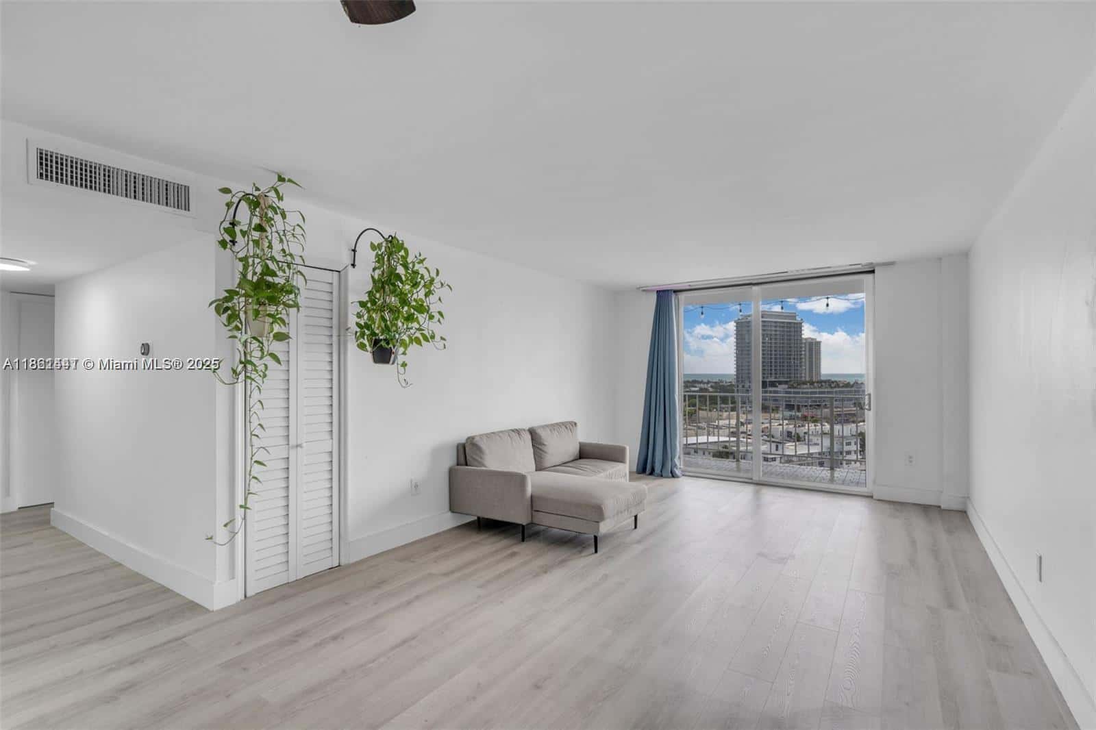 6900 Bay Dr # 11F, Miami Beach FL 33141