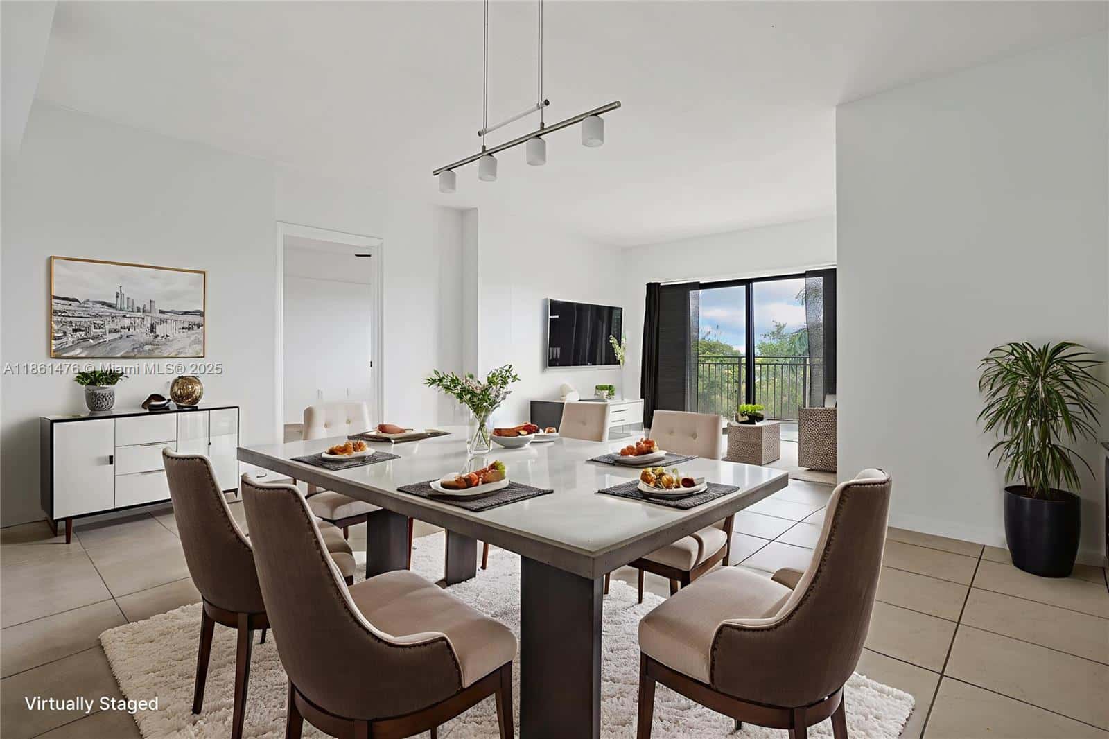 9340 Fontainebleau Blvd # W505, Miami FL 33172