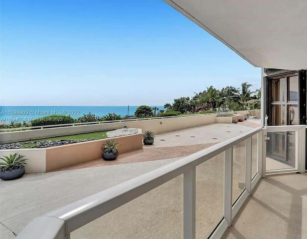 6423 E Collins Ave # 206, Miami Beach FL 33141