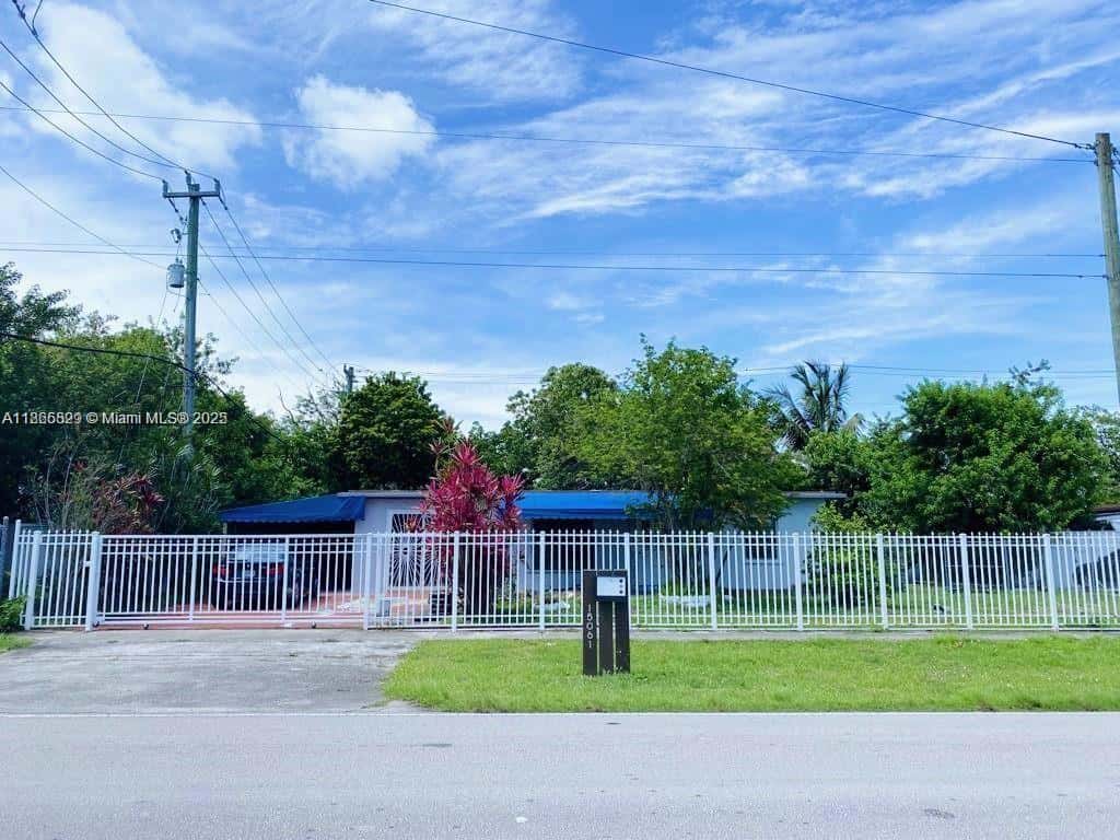 15061 SW 296TH, Homestead FL 33033