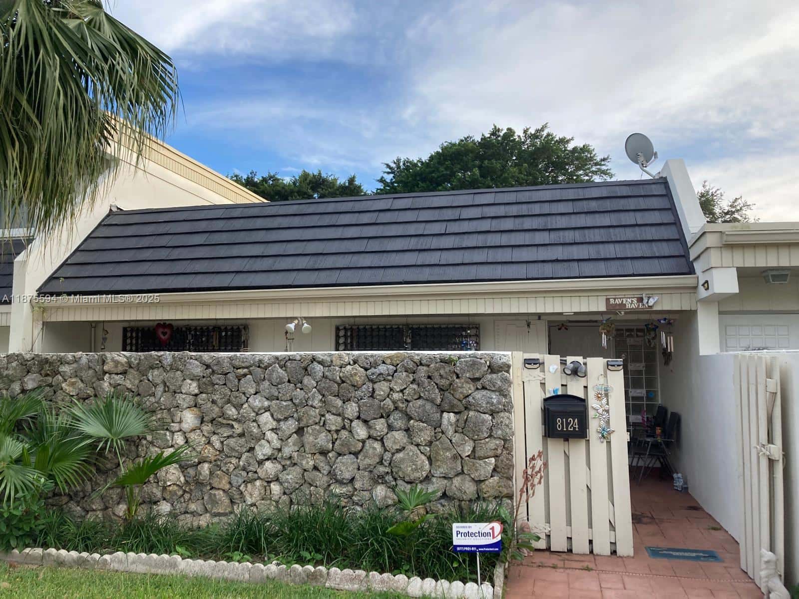 8124 SW 81st Ter, Miami FL 33143