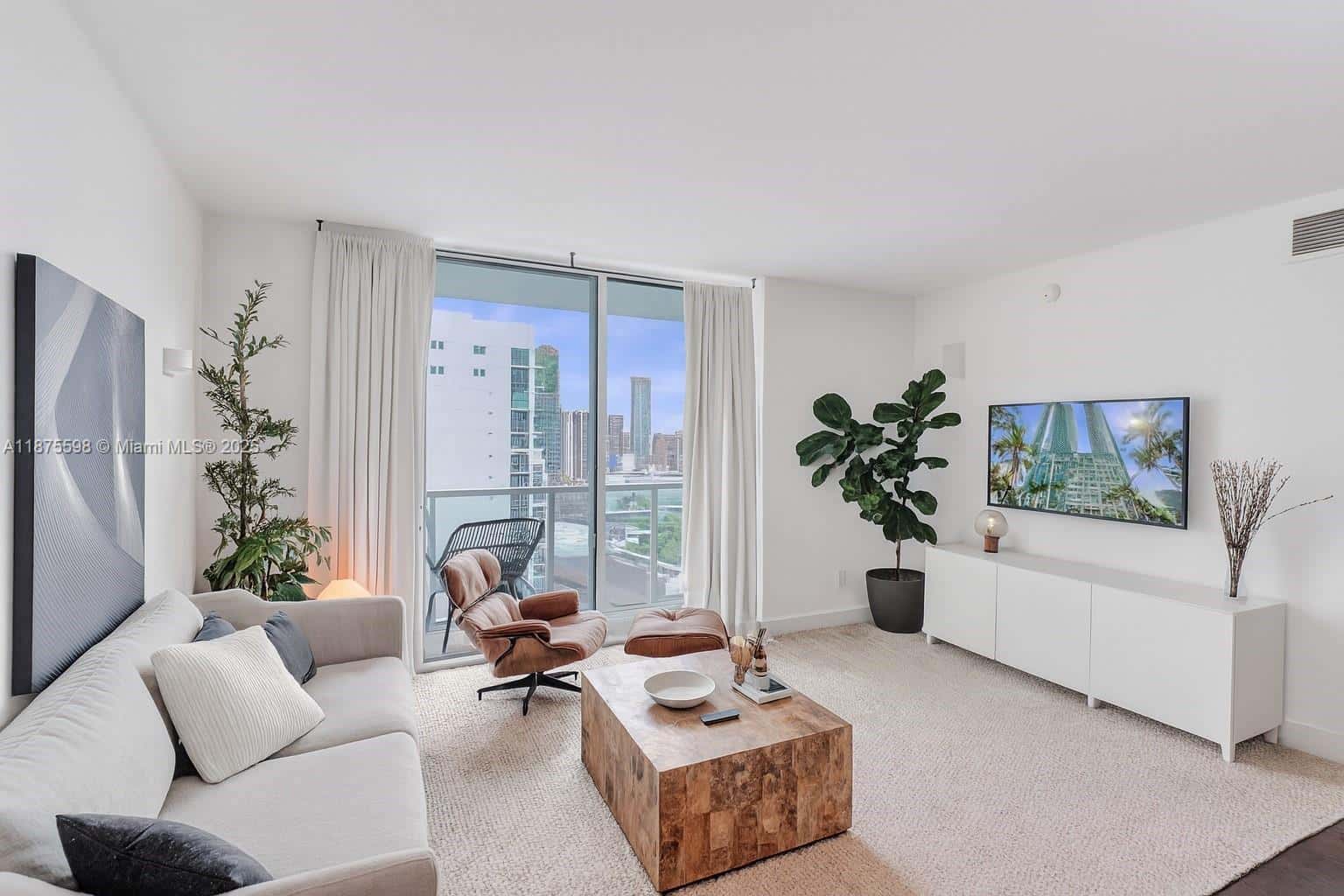 1900 N Bayshore Dr # 3207, Miami FL 33132