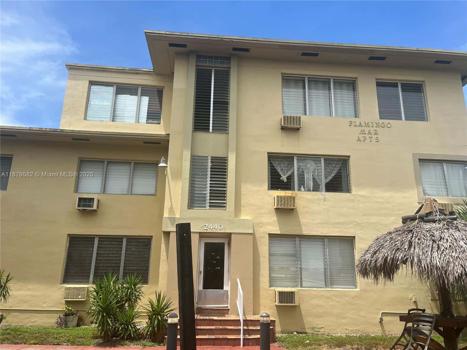 2436 Flamingo Dr, Miami Beach FL 33140