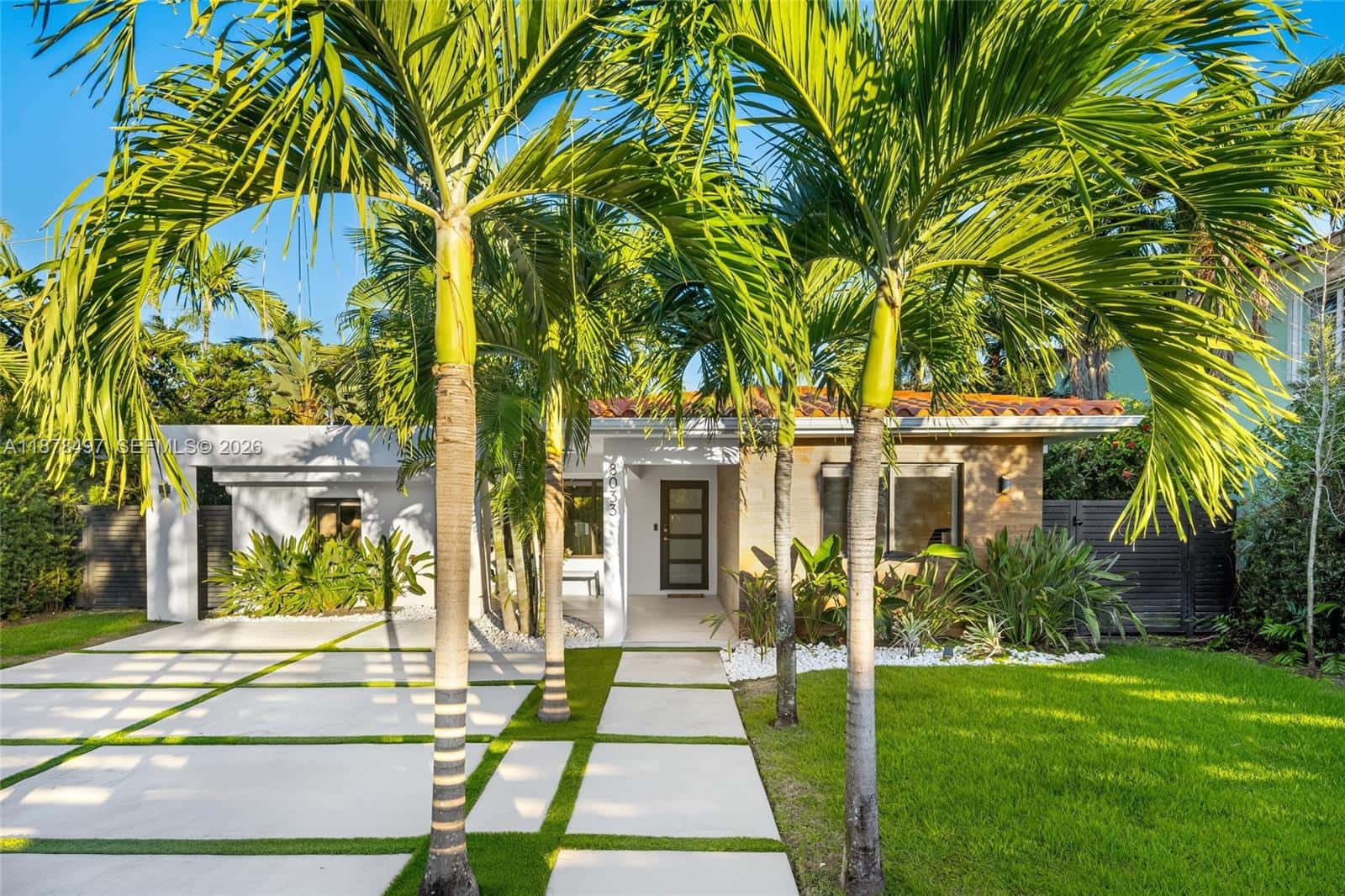 8033 Noremac Ave, Miami Beach FL 33141