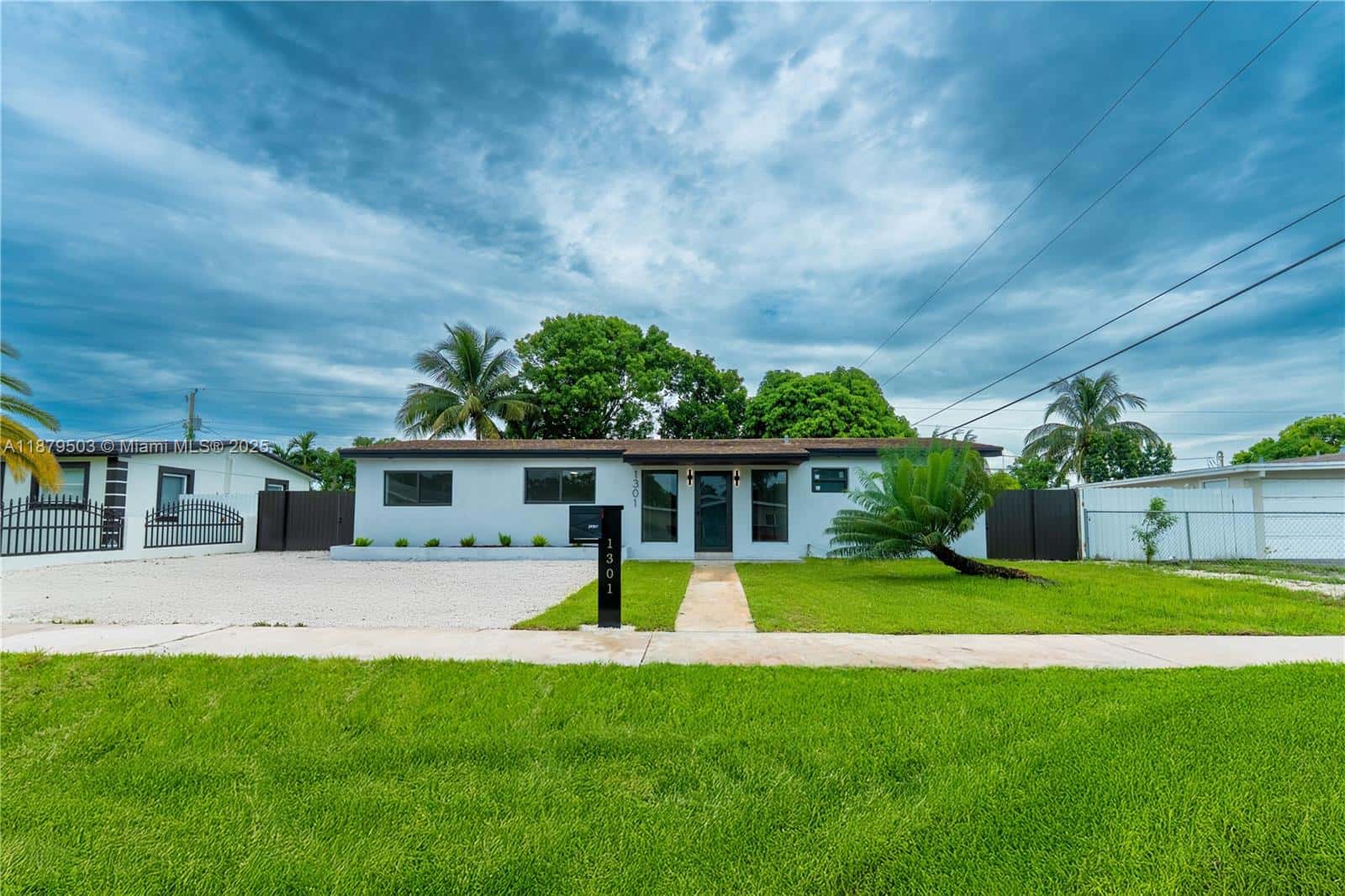 1301 NW 176th Ter, Miami Gardens FL 33169